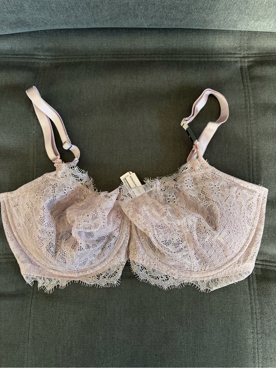 Victoria's Secret Other - Victorias Secret Underwire Bra in Dusty Mauve